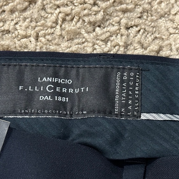 NWT Men's BANANA REPUBLIC Navy Blue  Italian Wool Crepe Dress Pants 35 x 32 - Picture 3 of 3